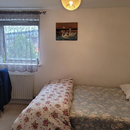 Room Near Heathrow Airport 히드로 외부 사진